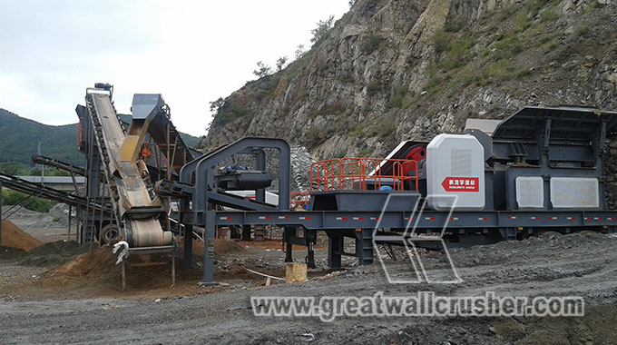 Technical advantages of mobile crushing plant 